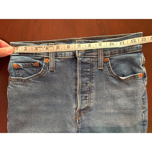 Levi’s Premium Denim Wedgie Straight Leg Button Fly Jeans Size 26 Waist - Picture 7 of 13